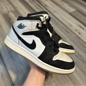 Jordan 1 Mid Diamond Shorts (GS) Size 7Y Black White USED no box